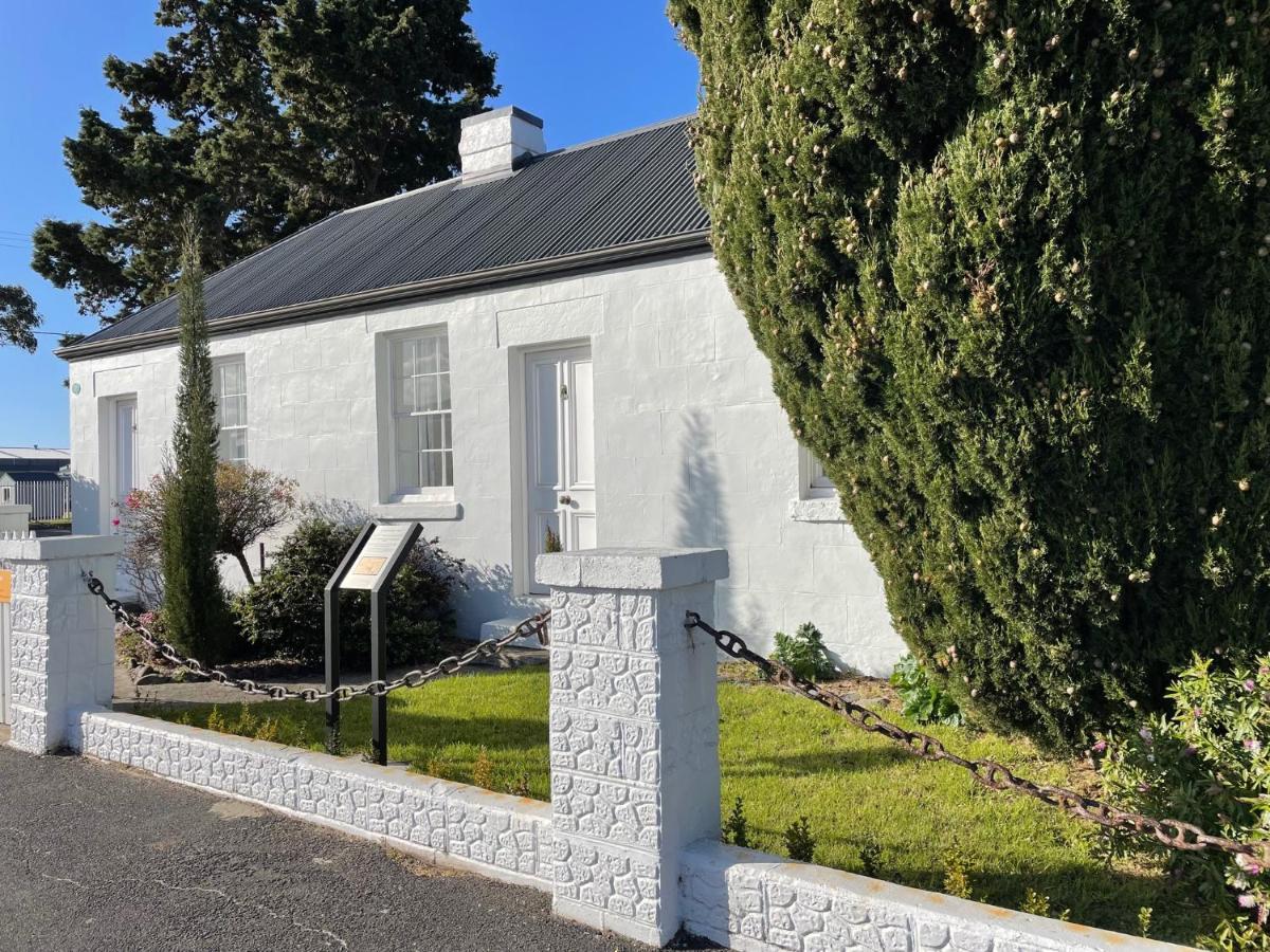 Gaol House Cottages ビチェノ エクステリア 写真